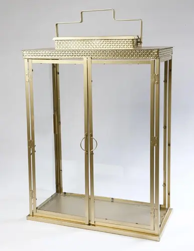 חנוכיה בטון לבן על הניסים שטוחה