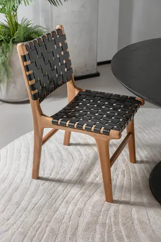 כיסא עור אוקספורד בלאק