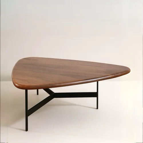 שולחן סלון אמבסדור אגוז פיסולי