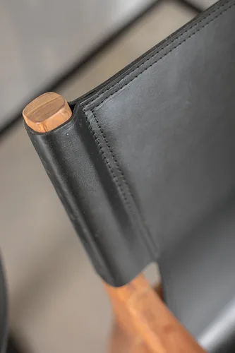 כורסא סוהו עור עור שחור