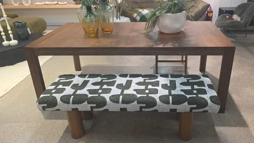 ספסל מרופד מלינה גרין