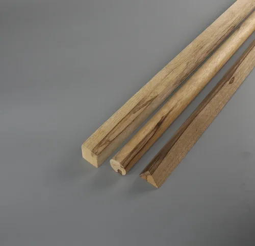 קולקציית Linear Wood – גוף תאורה תלוי בעבודת יד | עץ טבעי וטכנולוגיית LED