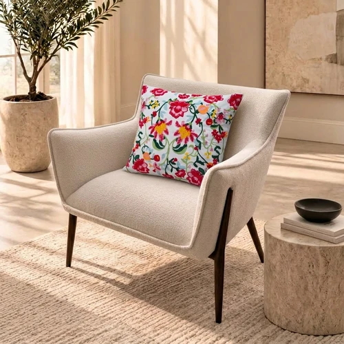 כרית נוי רקומה BLOOM – פרחים אדומים 45×45 ס״מ  ללא מילוי